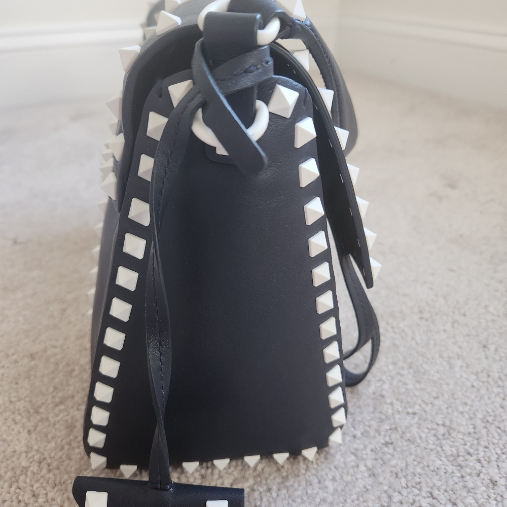 Valentino Garavanni bag - Picture 2 of 8